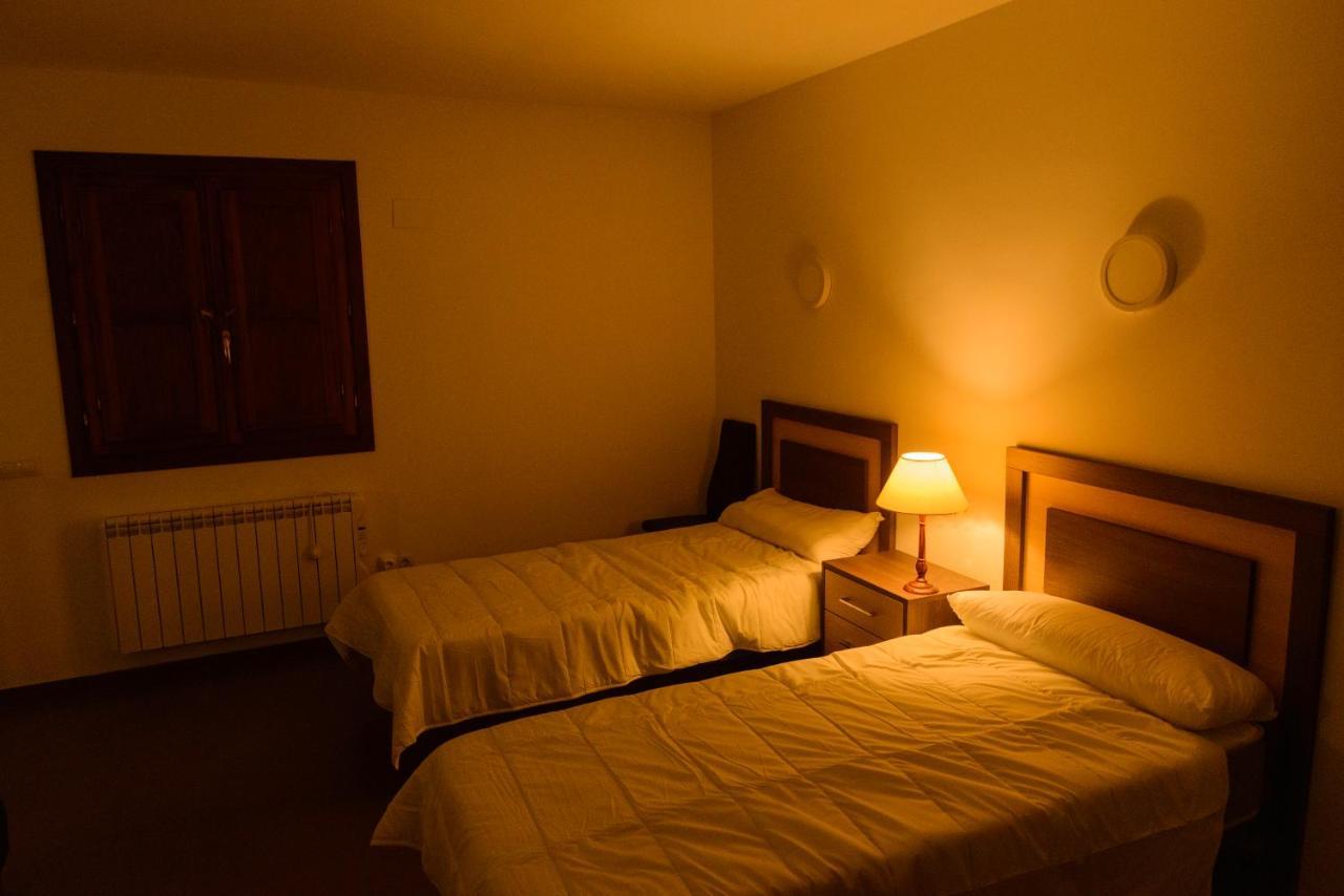 Unduesina Albergue Undues De Lerda Bagian luar foto